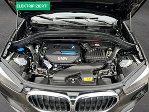 BMW X1 xDrive25e Advantage DAB LED RFK Navi Shz PDC