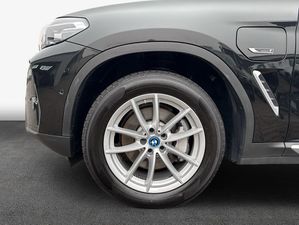 BMW X3 xDrive30e HiFi DAB LED WLAN Parkassistent X3 xDrive30e