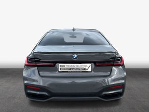 BMW 750i xDrive Limousine M Sportpaket Head-Up HiFi