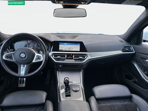 BMW 330e Touring M Sport HiFi DAB Komfortzg. PDC