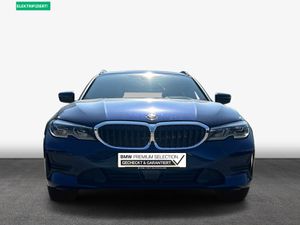 BMW 330e xDrive Touring Advantage Head-Up HiFi DAB