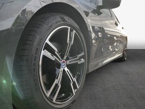 BMW 320i Touring M Sportpaket DAB LED Pano.Dach Shz 320i