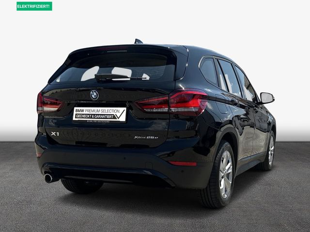 BMW X1 xDrive25e Advantage DAB LED Navi AHK Shz PDC