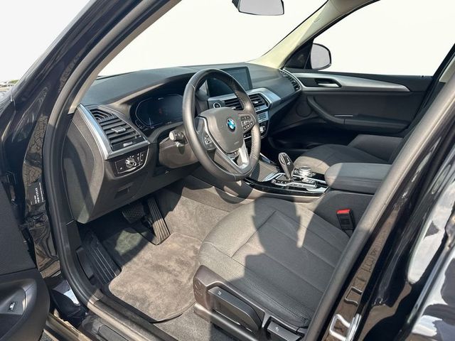 BMW X3 xDrive30e Advantage Head-Up HiFi DAB WLAN X3 xDrive30e