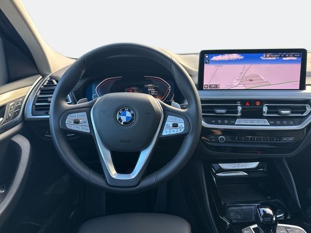 BMW X4 xDrive20d Head-Up DAB Pano.Dach Komfortzg. X4 xDrive20d