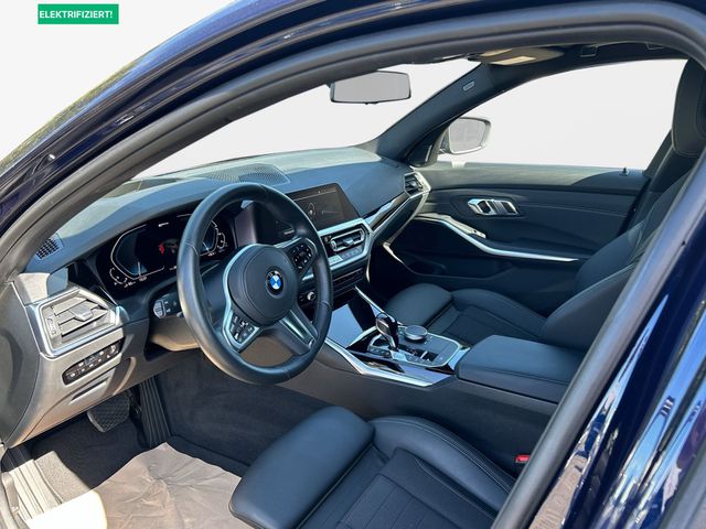 BMW 330e xDrive Touring Advantage Head-Up HiFi DAB