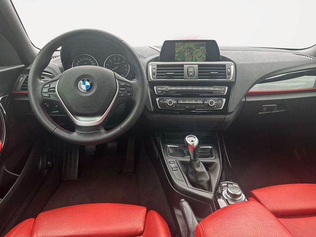 BMW 218i Cabrio Sport Line HiFi Xenon Navi Bus. USB 218i