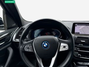 BMW iX3 Gestiksteuerung Head-Up HK HiFi DAB LED AHK