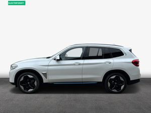 BMW iX3 Gestiksteuerung Head-Up HK HiFi DAB LED AHK