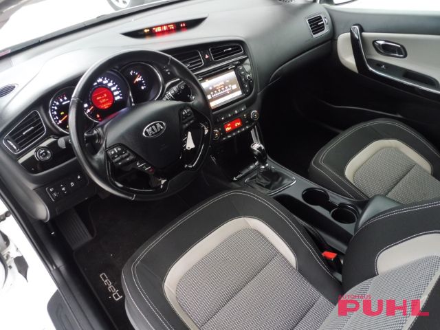 KIA Cee'd Sportswagon Dream Team 1.6 CRDi Ceed