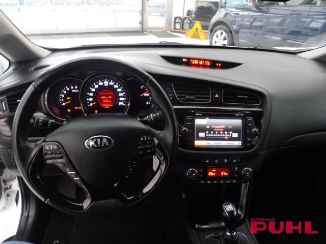 KIA Cee'd Sportswagon Dream Team 1.6 CRDi Ceed