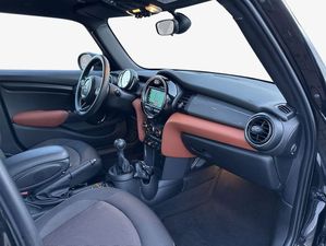 MINI Cooper 5-Türer Salt LED Navi Klimaaut. Shz PDC Cooper