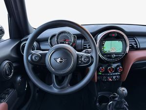 MINI Cooper 5-Türer Salt LED Navi Klimaaut. Shz PDC Cooper