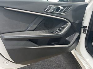 BMW M135i xDrive Hatch Head-Up HiFi DAB LED WLAN