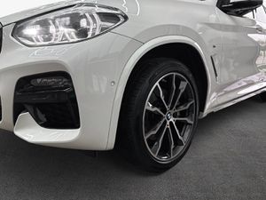 BMW X4 M40d Gestiksteuerung Head-Up HK HiFi DAB LED