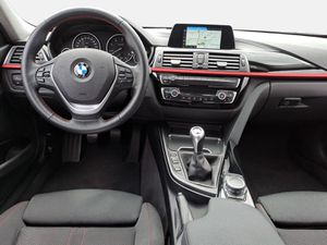 BMW 318d Touring Sport Line LED Navi Bus. Tempomat