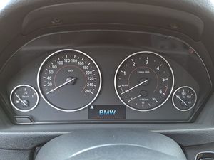 BMW 318d Touring Sport Line LED Navi Bus. Tempomat