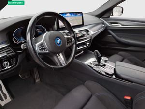 BMW 530e xDrive Touring M Sportpaket Head-Up DAB