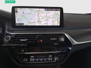 BMW 530e Touring M Sportpaket Head-Up HiFi DAB Shz