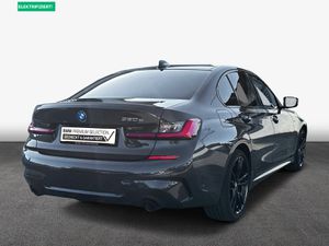 BMW 330e Limousine M Sport Head-Up HiFi DAB WLAN