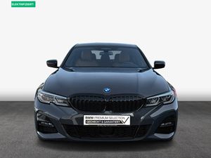 BMW 330e Limousine M Sport Head-Up HiFi DAB WLAN