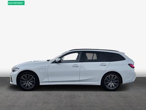 BMW 330e xDrive Touring M Sport Head-Up HK HiFi DAB