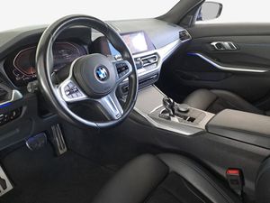 BMW 320d Touring M Sport Head-Up HiFi DAB WLAN Shz