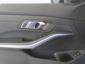 BMW 320d Touring M Sport Head-Up HiFi DAB WLAN Shz