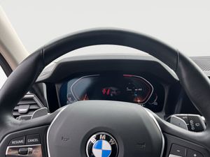 BMW 320d xDrive Touring Sport Line Head-Up DAB LED