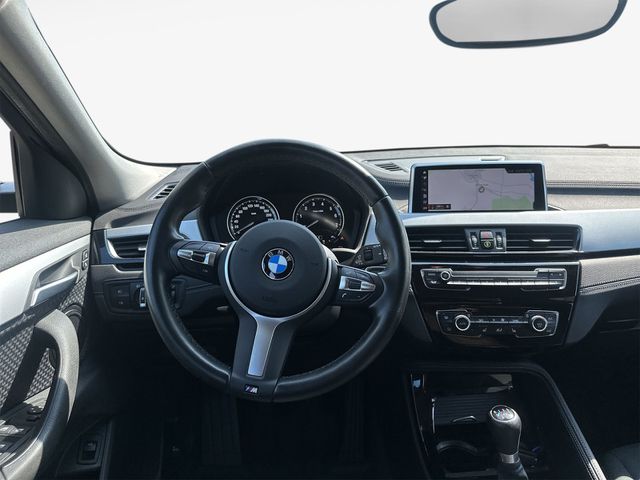 BMW X2 sDrive18i Advantage LED Navi Tempomat Shz