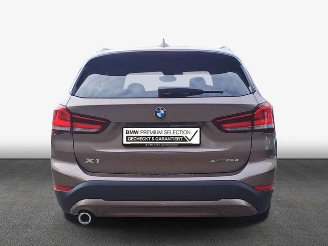 BMW X1 xDrive25e Advantage DAB LED RFK Navi AHK Shz X1 xDrive25e