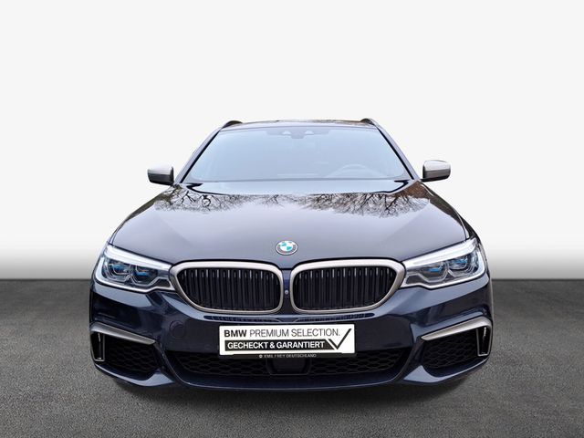 BMW M550d xDrive Touring Ferngesteuertes Parken DAB