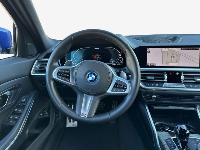 BMW 330e Touring M Sport Head-Up HiFi DAB WLAN AHK 330e