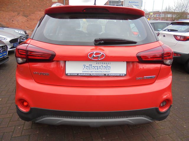 HYUNDAI i20 Active Facelift 1,0 Turbo Select FunktionsPaket