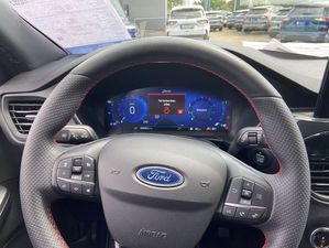 FORD Kuga 1.5 ST-LINE *ACC *CAM *PDC