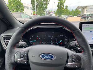 FORD Focus Turnier 1.0 Hybrid Aut. ST-LINE *LED *WINTER-P