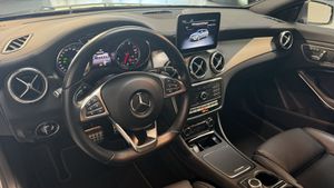 MERCEDES CLA 200