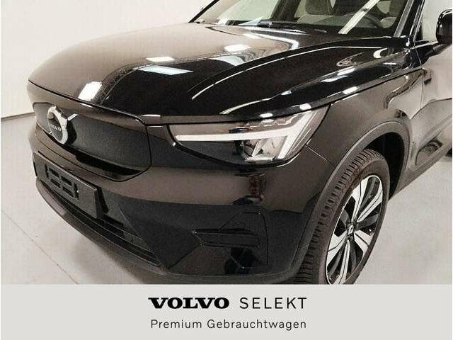 VOLVO C40