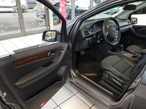 MERCEDES-BENZ A 160 ELEGANCE AUTOMATIK PTS SHZ