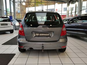 MERCEDES-BENZ A 180 CLASSIC AUTOMATIK PTS KLIMA ISOFIX