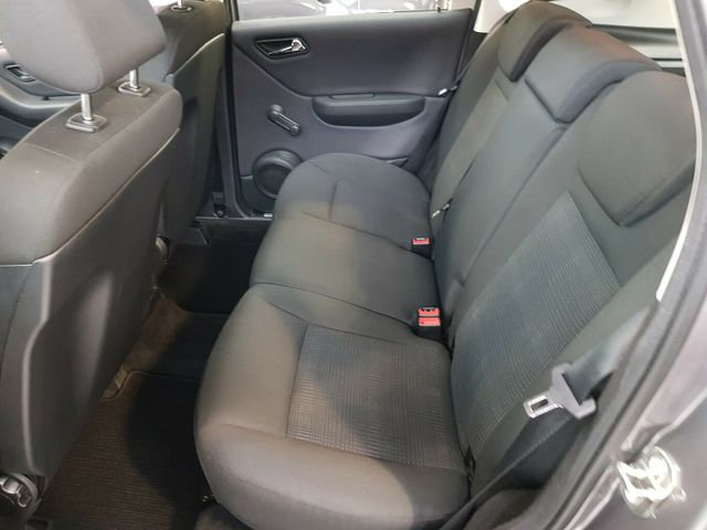 MERCEDES-BENZ A 180 CLASSIC AUTOMATIK PTS KLIMA ISOFIX