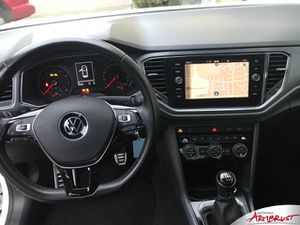 VW T-Roc T-Roc Cabriolet R-Line 1.5 TSI 110 KW Schaltwagen Navi LED Klima Einparkhilfe el. Fenster