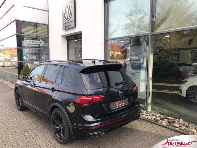 VW Tiguan Tiguan R-Line 1.5 TSI 110 KW DSG Navi LED Klima Einparkhilfe el. Fenster