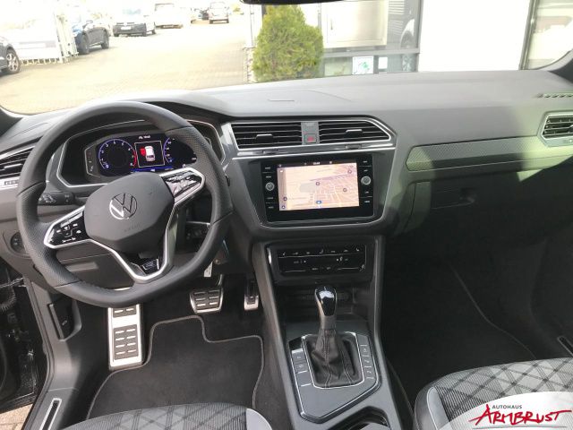 VW Tiguan Tiguan R-Line 1.5 TSI 110 KW DSG Navi LED Klima Einparkhilfe el. Fenster