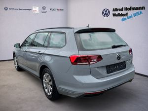 VW Passat Variant