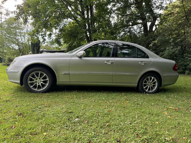 MERCEDES-BENZ E 240 ELEGANCE W211