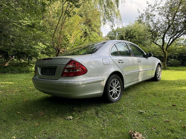 MERCEDES-BENZ E 240 ELEGANCE W211