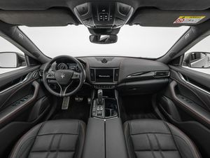 MASERATI Levante Modena S 1.HAND + PANO + MY23