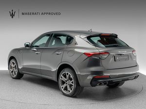 MASERATI Levante Modena S 1.HAND + PANO + MY23