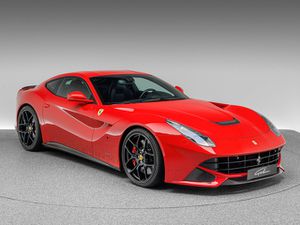 FERRARI F12 Berlinetta